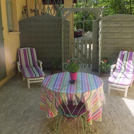 Le Nid De Mesanges Bed & Breakfast Chauffour-sur-Vell ภายนอก รูปภาพ