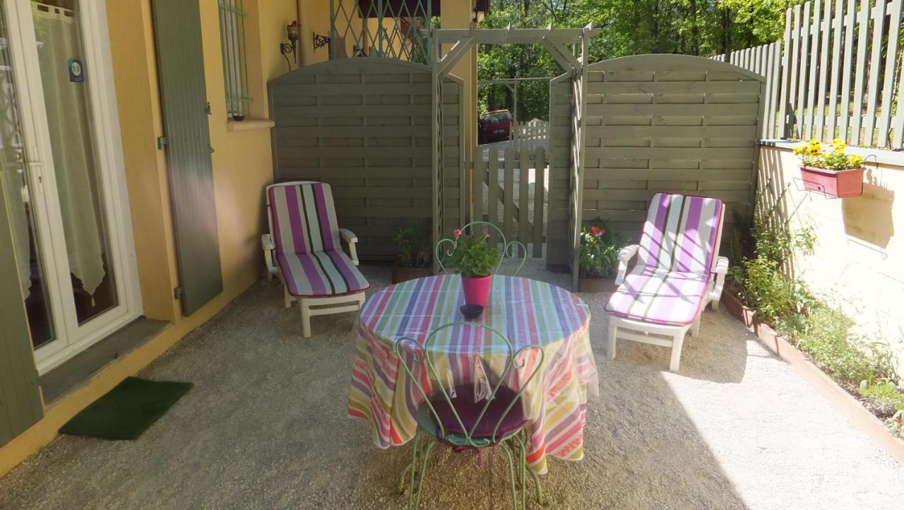 Le Nid De Mesanges Bed & Breakfast Chauffour-sur-Vell ภายนอก รูปภาพ